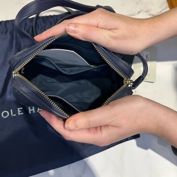 NEW Cole Haan Mini Crossbody Bag- Navy (leather and suede)- Amazing condition! - Picture 5 of 8
